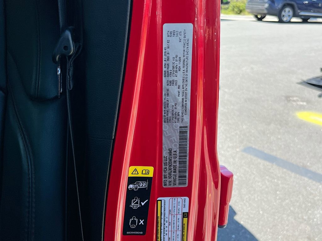 Certified 2025 Jeep Wrangler Unlimited Rubicon image 30