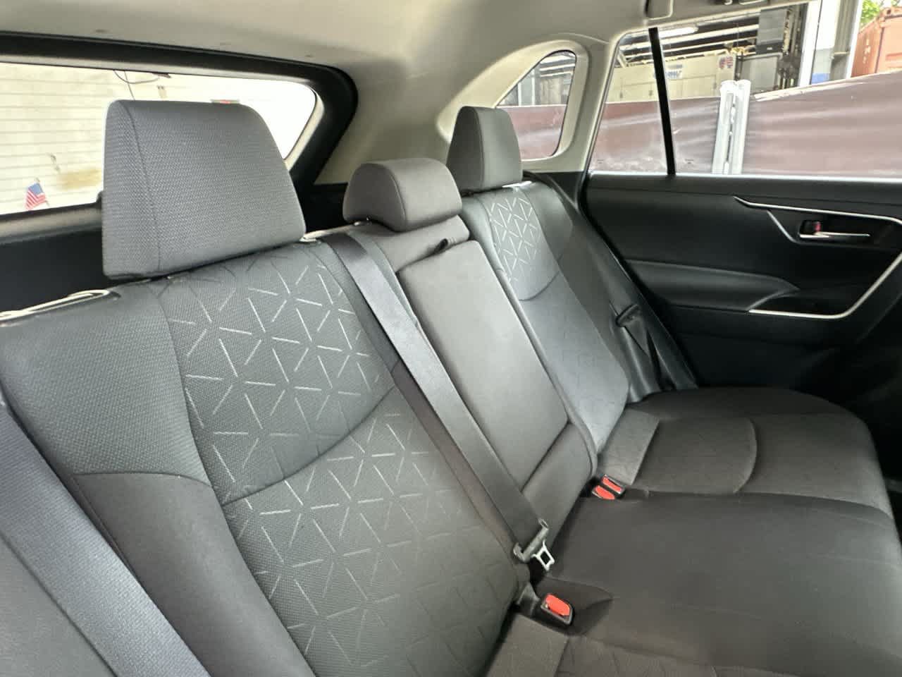 Used 2024 Toyota RAV4 XLE FWD image 26