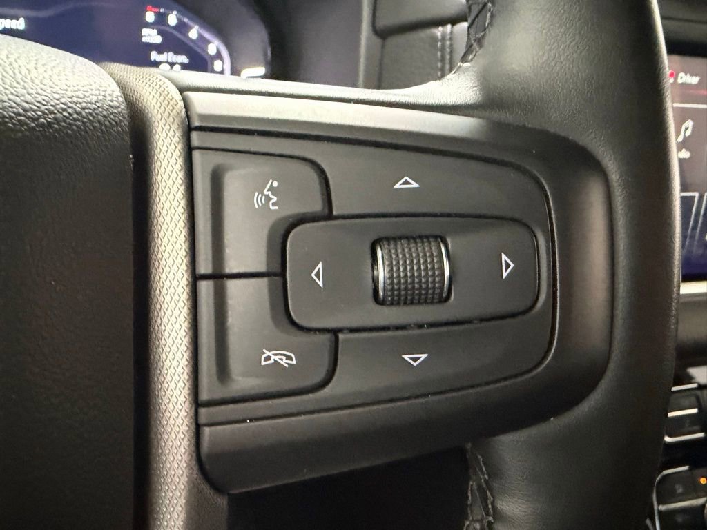 Used 2023 GMC Yukon Denali image 18