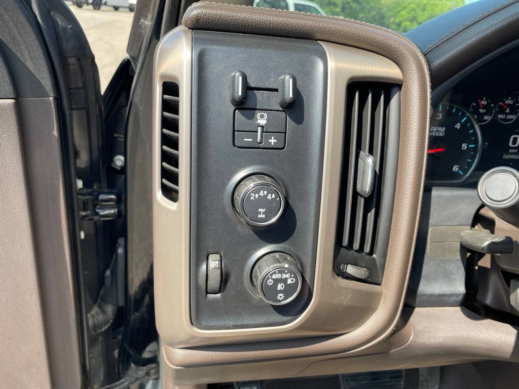 Used 2019 GMC Sierra 2500 Denali AWD/4WD image 23
