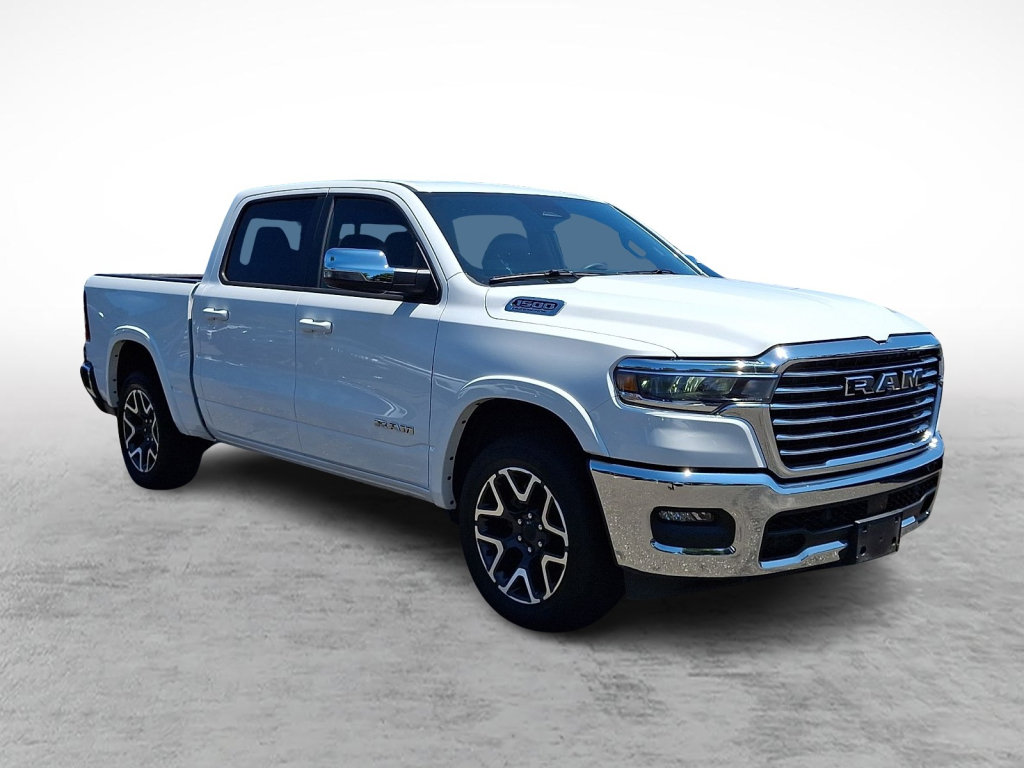 Certified 2026 RAM 1500 Laramie AWD/4WD image 7