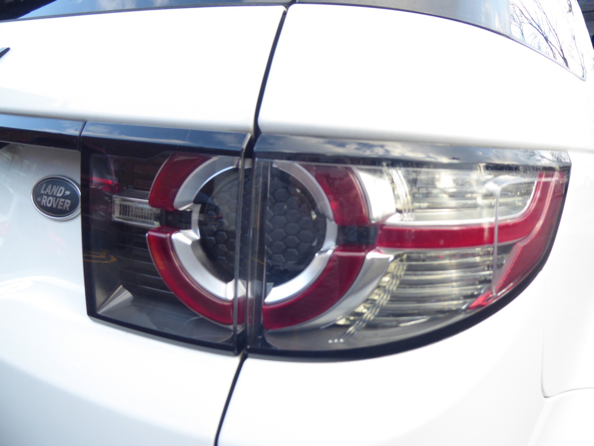 Used 2018 Land Rover Discovery Sport HSE image 22