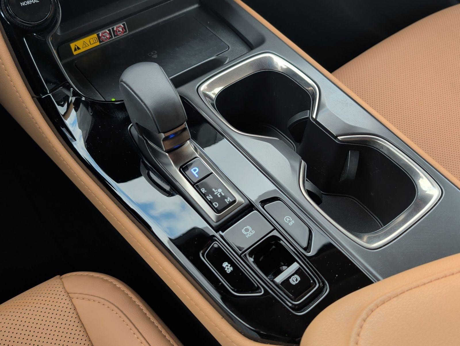 Used 2025 Lexus NX 250 FWD w/ Premium Package image 21
