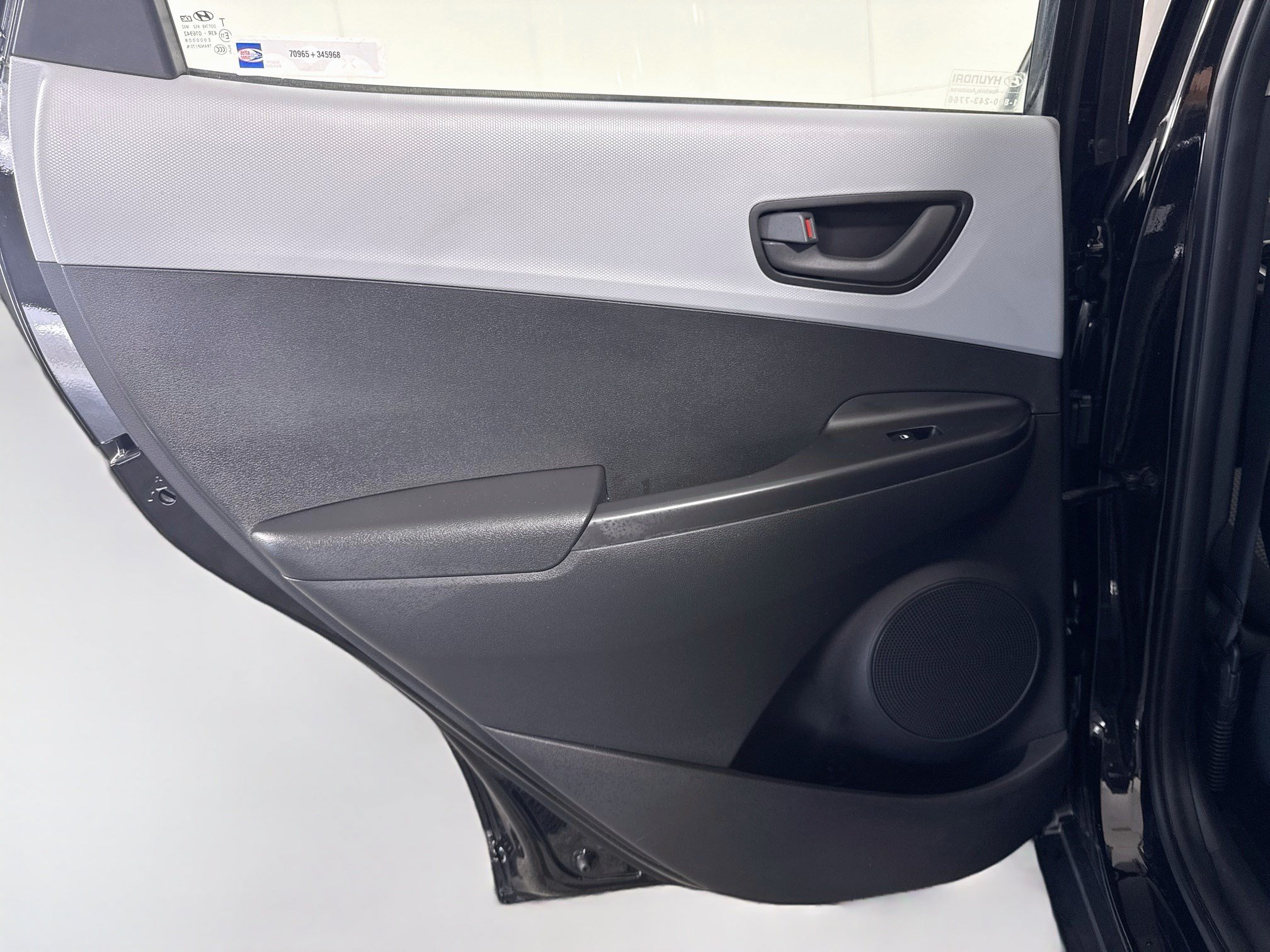 Used 2018 Hyundai Kona SE AWD/4WD image 25