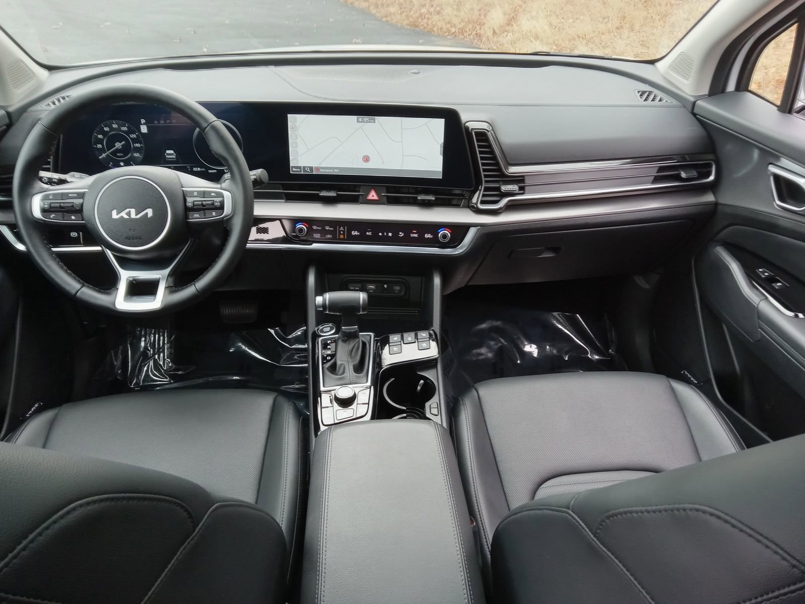 Used 2025 Kia Sportage SX image 16