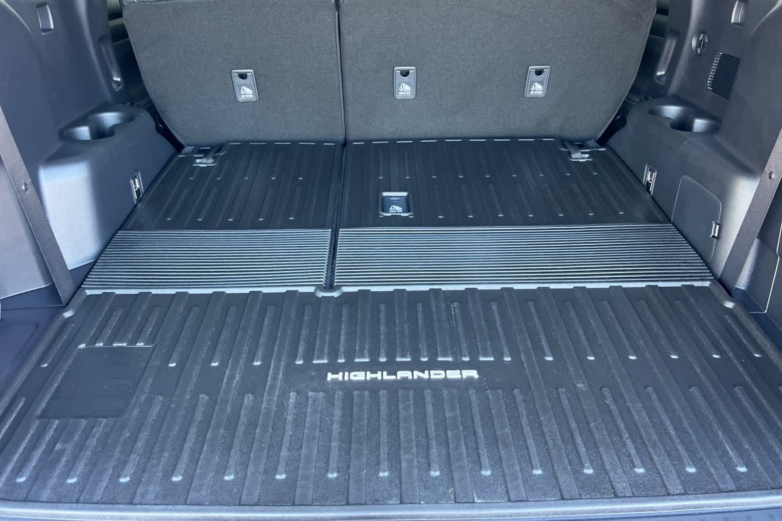 Used 2026 Toyota Highlander XLE AWD/4WD image 17