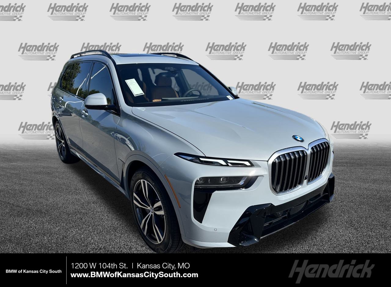 New 2026 BMW X7 xDrive40i w/ M Sport Package image 1