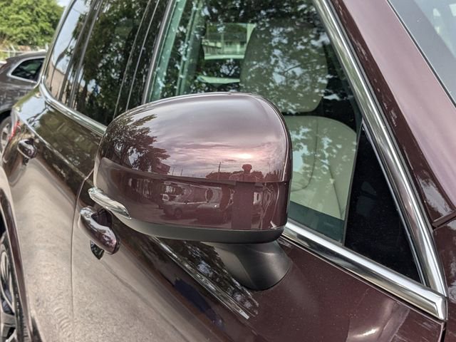 New 2025 Volvo XC90 B5 Core w/ Protection Package Premier image 14