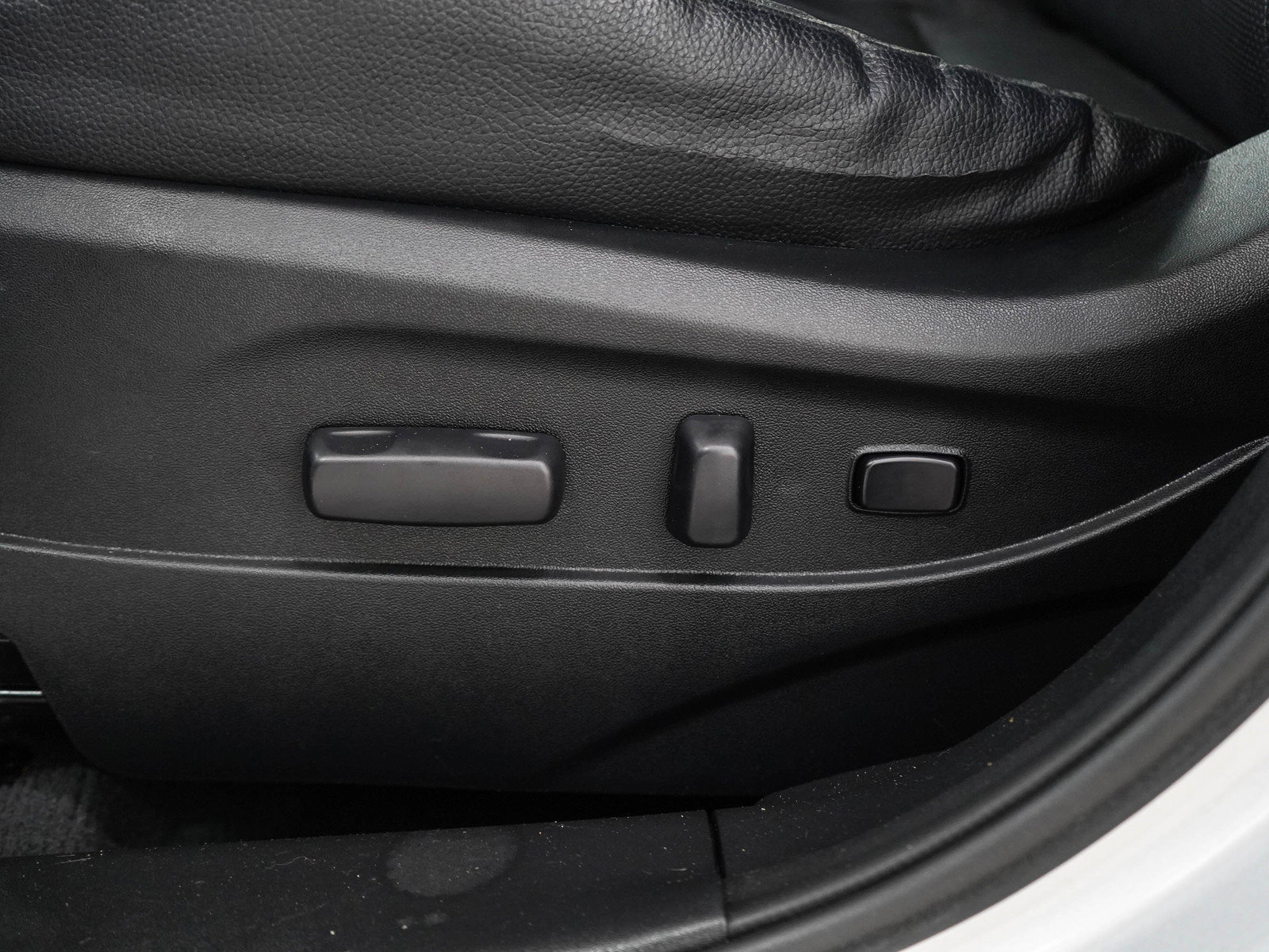 Used 2013 Hyundai Tucson Limited w/ Premium Pkg FWD image 27