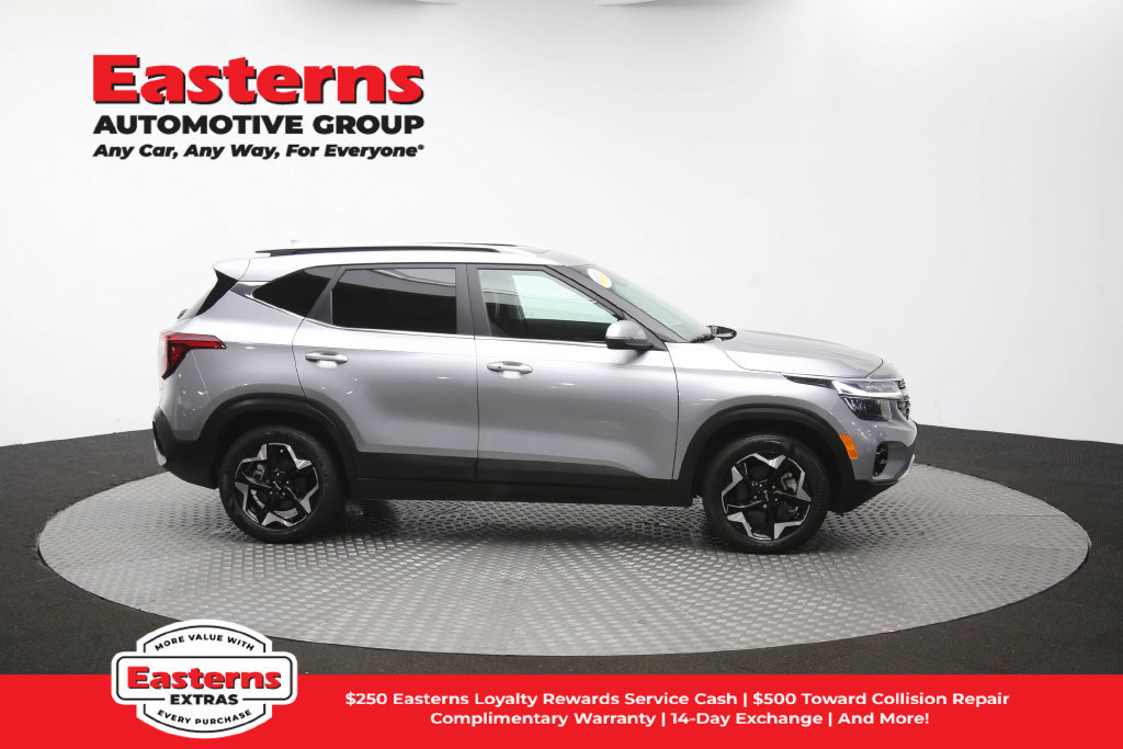 Used 2024 Kia Seltos EX AWD/4WD image 48