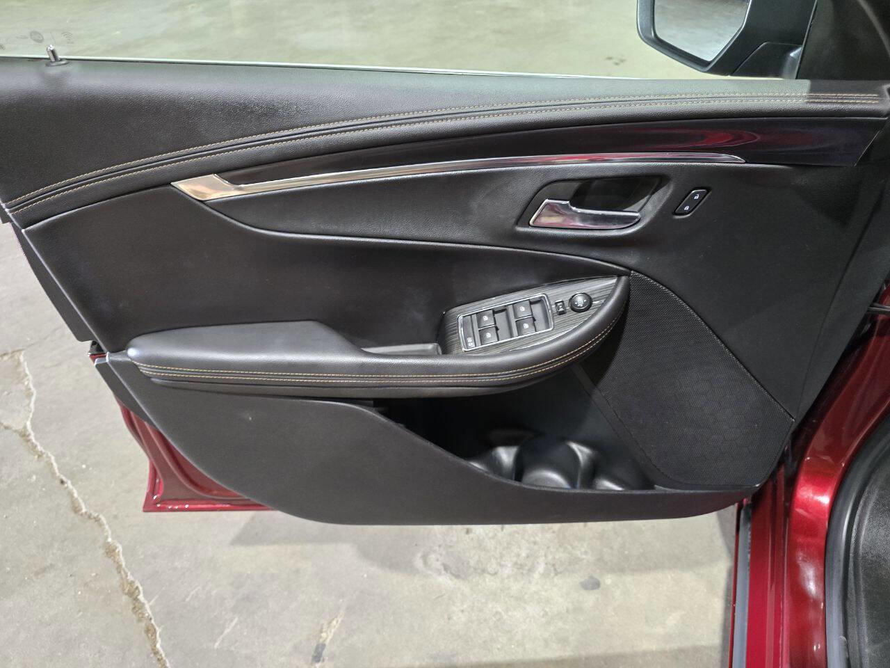 Used 2016 Chevrolet Impala LT w/ Leather Package image 24