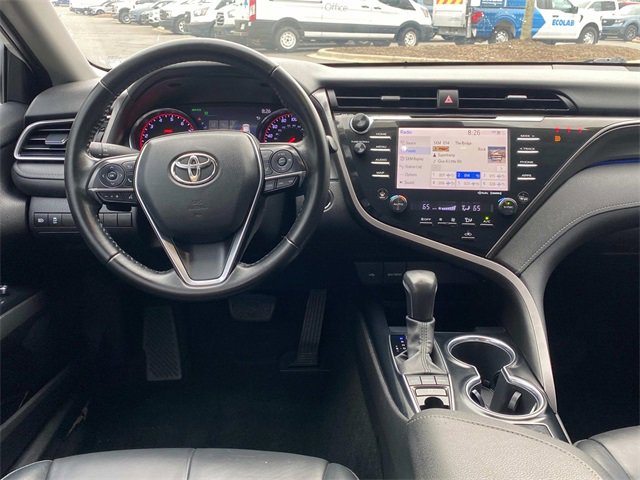 Used 2020 Toyota Camry XSE image 8