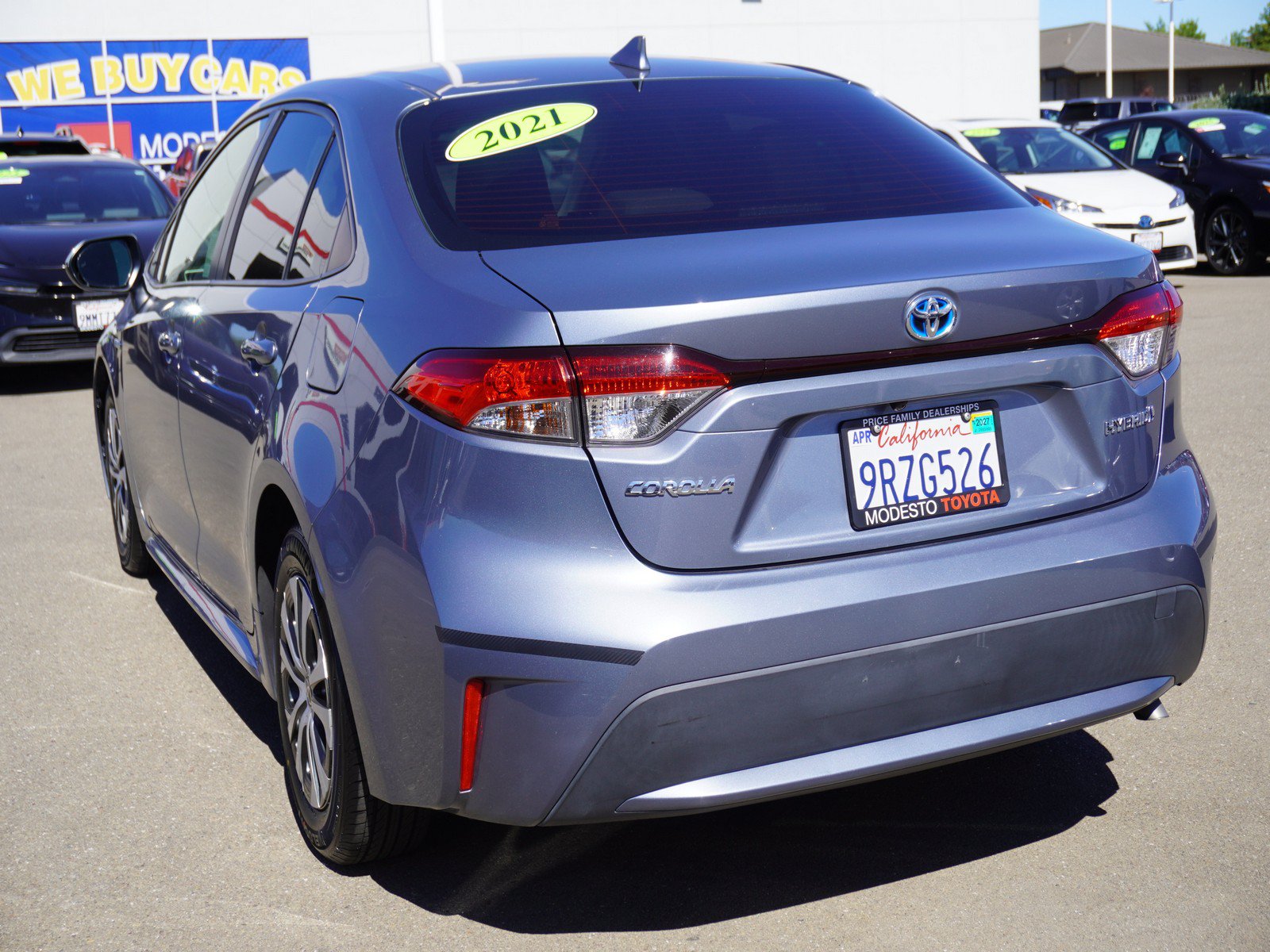 Used 2021 Toyota Corolla LE w/ Carpet Mat Package (TMS) FWD image 9