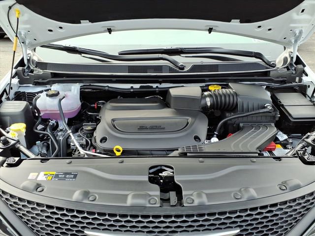 New 2026 Chrysler Voyager LX image 12