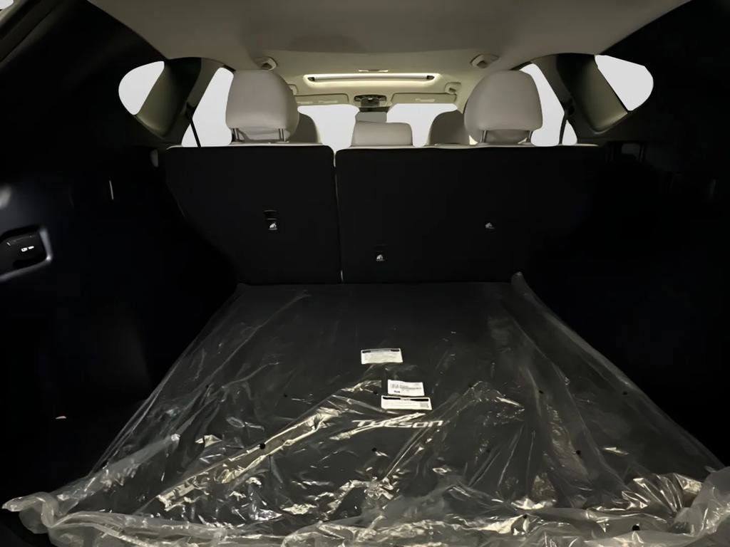 Certified 2025 Hyundai Tucson SEL image 18