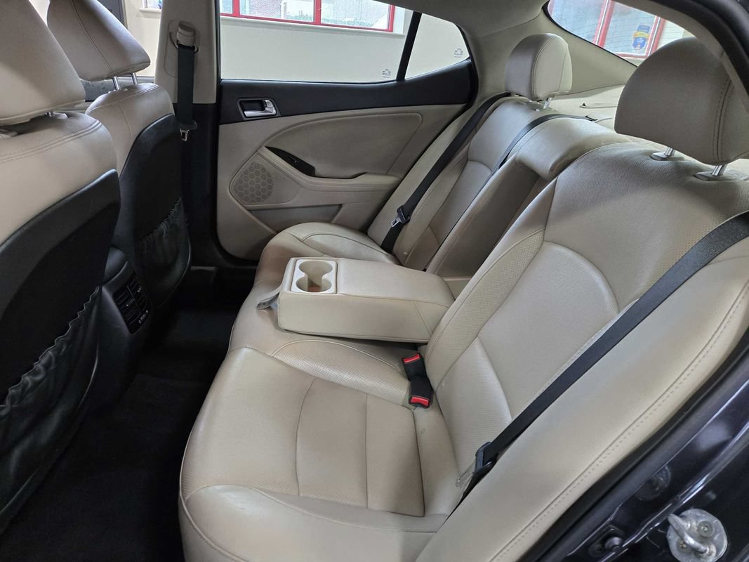 Used 2015 Kia Optima EX FWD image 28