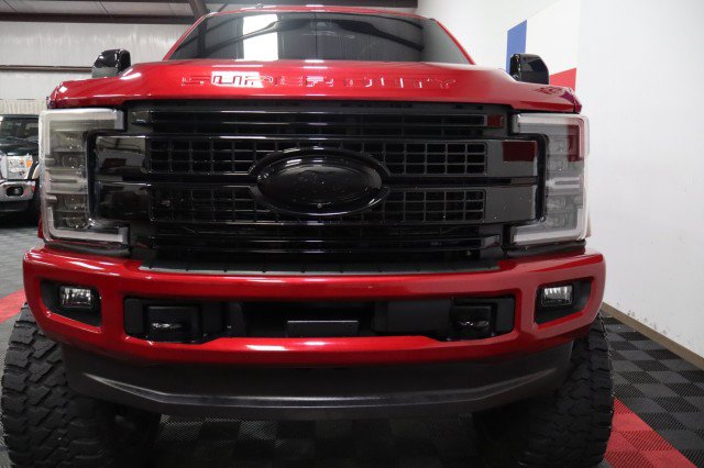 Used 2018 Ford F250 Platinum w/ Platinum Ultimate Package AWD/4WD image 17