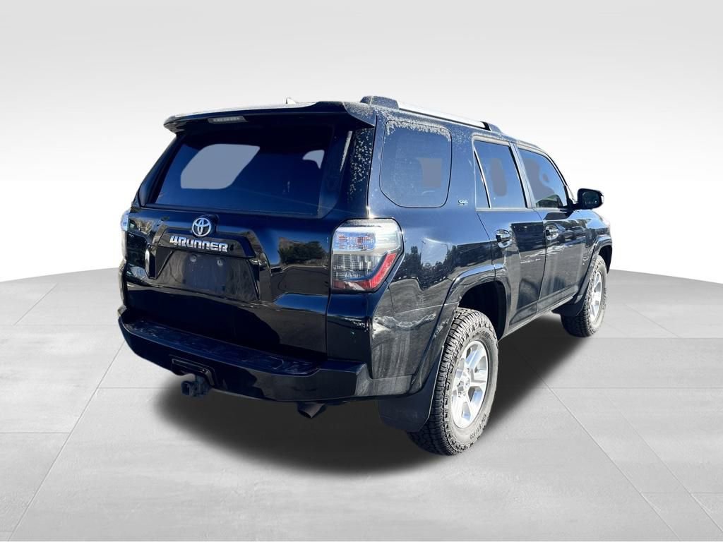 Used 2019 Toyota 4Runner SR5 image 3