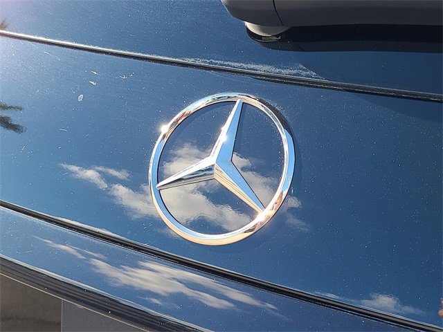 Used 2023 Mercedes-Benz GLC 300 4MATIC w/ Exclusive Trim Package image 9