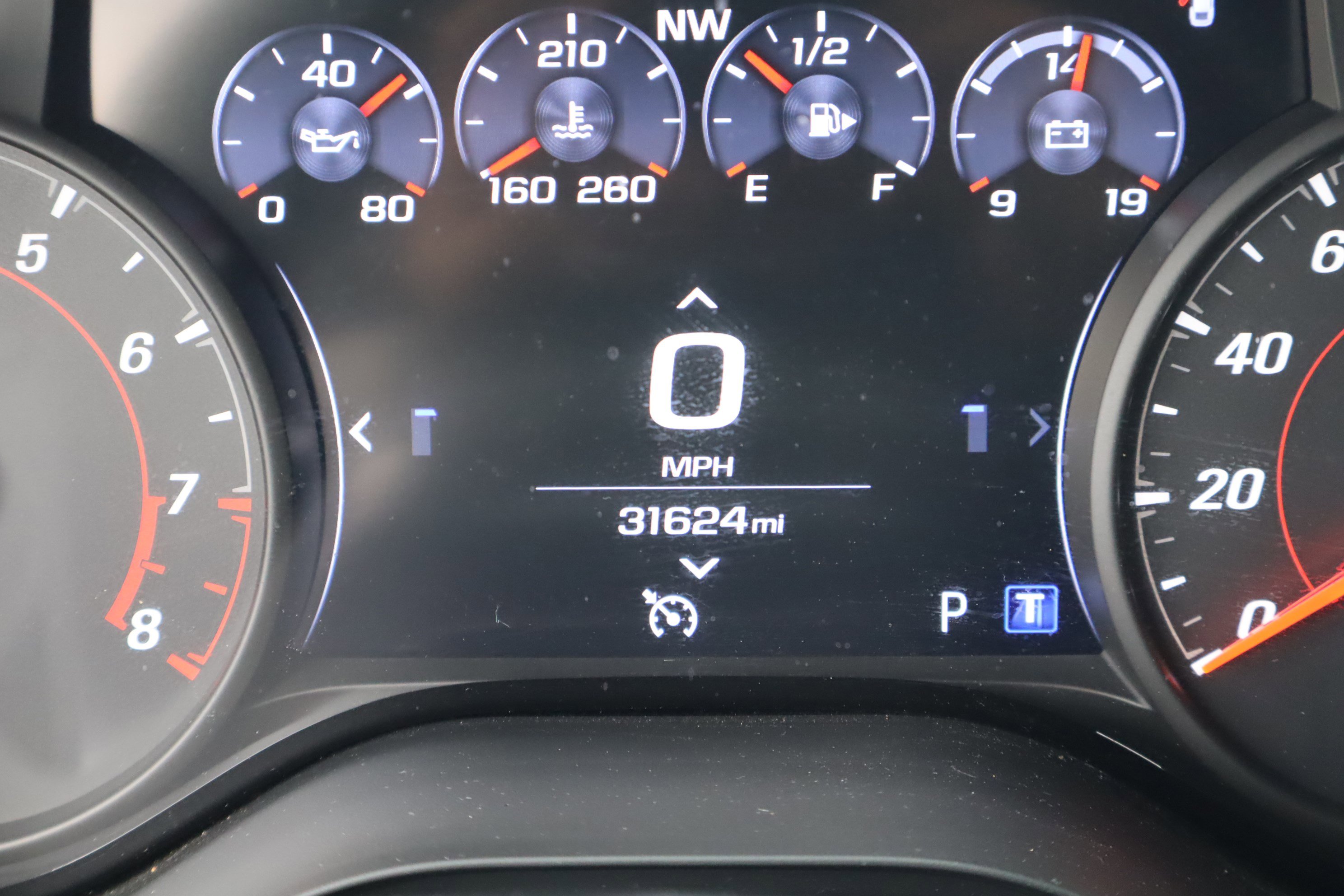 Used 2022 Chevrolet Camaro LT w/ RS Package image 22