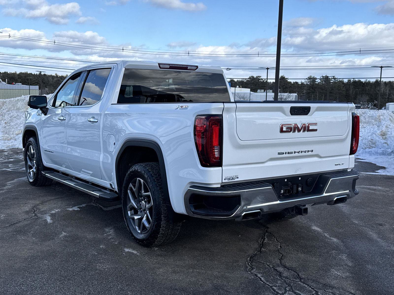 Used 2022 GMC Sierra 1500 SLT w/ SLT Premium Package image 7
