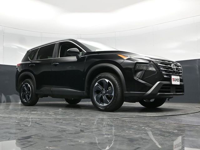 Used 2025 Nissan Rogue SV AWD/4WD image 53