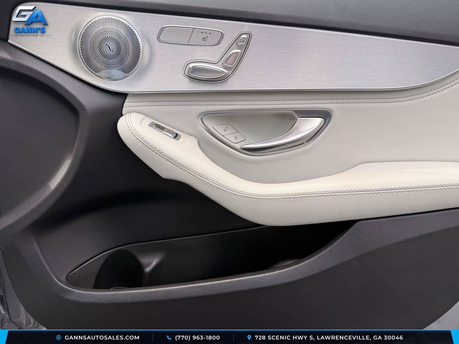 Used 2015 Mercedes-Benz C 300 Sedan image 44