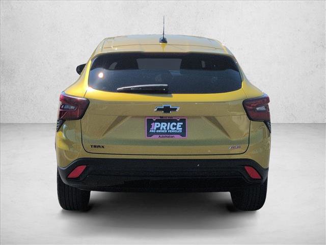 Certified 2024 Chevrolet Trax RS w/ Driver Confidence Package image 7