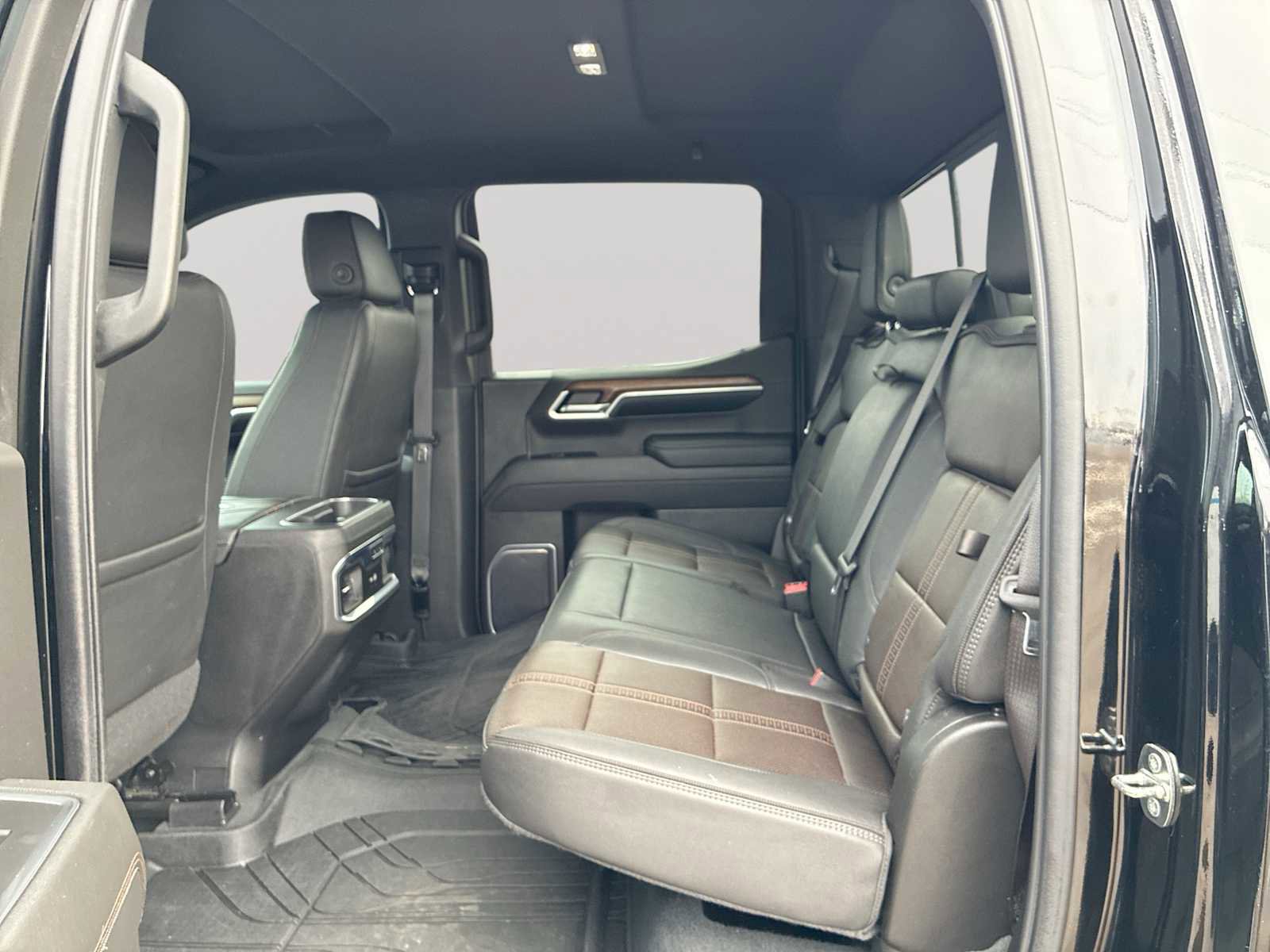 Certified 2022 Chevrolet Silverado 1500 High Country w/ Technology Package image 25