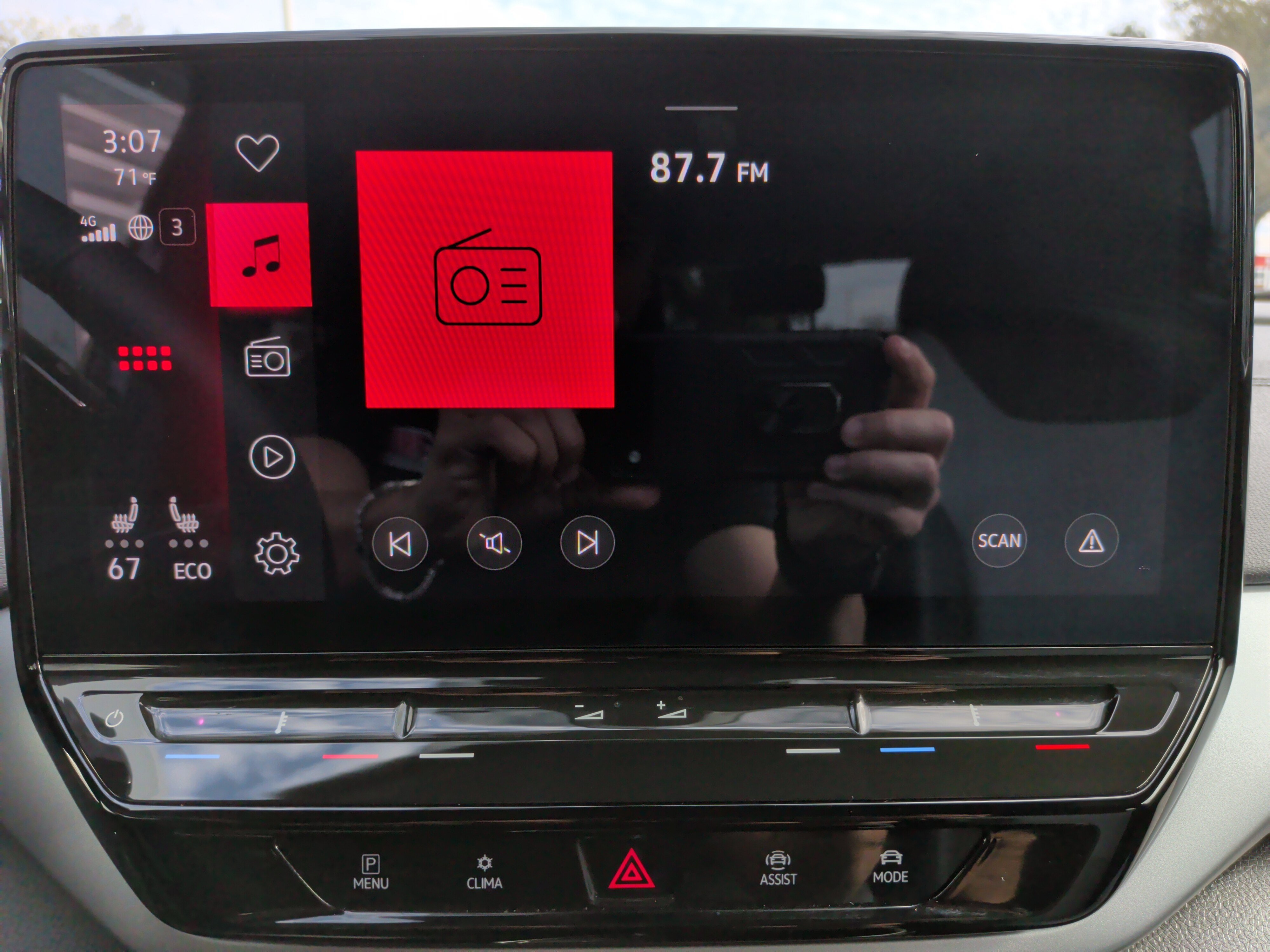 Used 2023 Volkswagen ID.4 Pro image 23