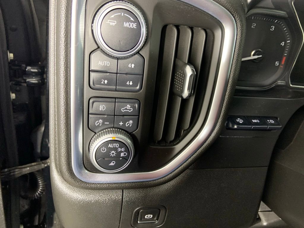Used 2020 GMC Sierra 3500 Denali w/ Denali Ultimate Package image 33