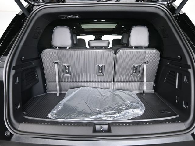 New 2026 Chevrolet Traverse LT w/ Sun and Wheel Package image 38