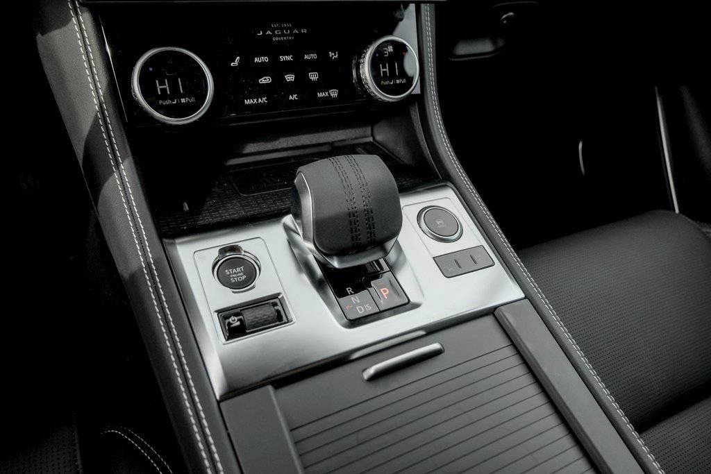 New 2026 Jaguar F-PACE R-Dynamic S AWD/4WD image 15