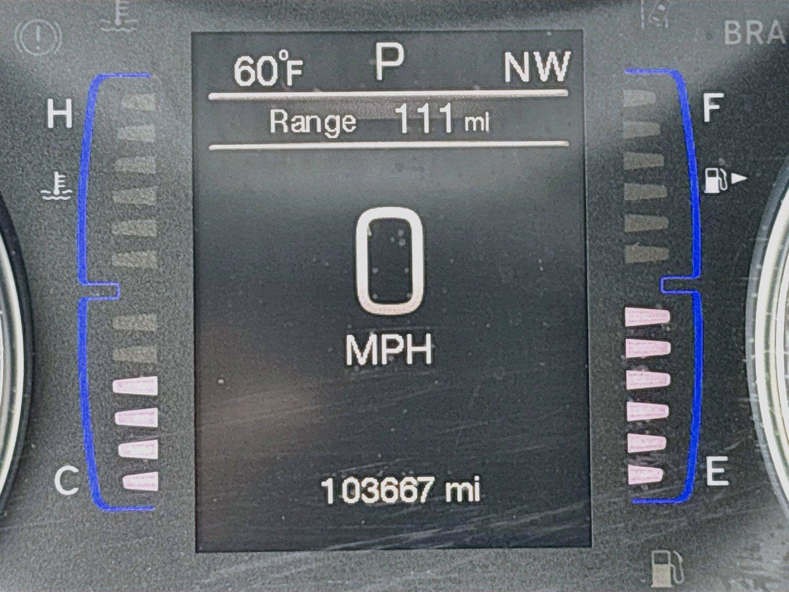 Used 2015 Chrysler 200 Limited w/ Convenience Group FWD image 18