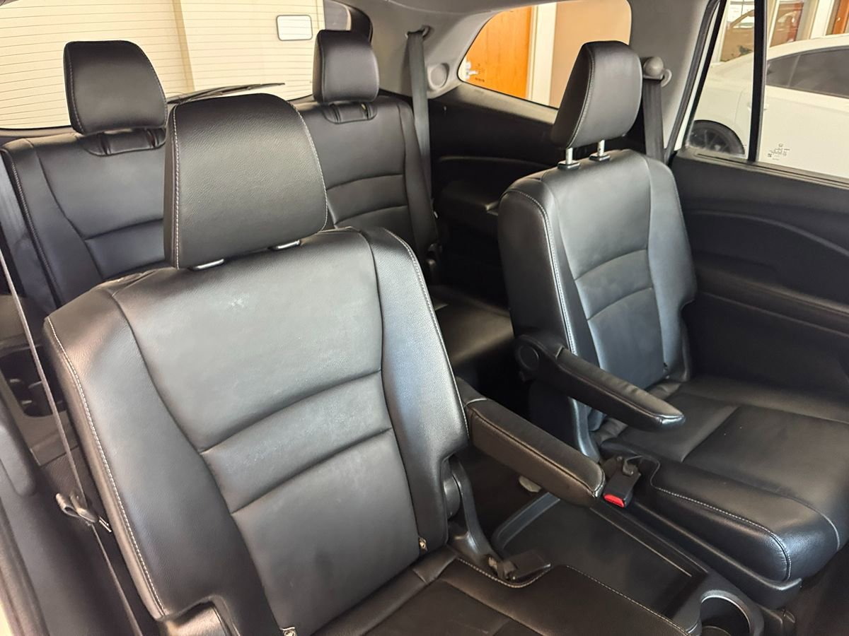 Used 2019 Honda Pilot Touring image 54
