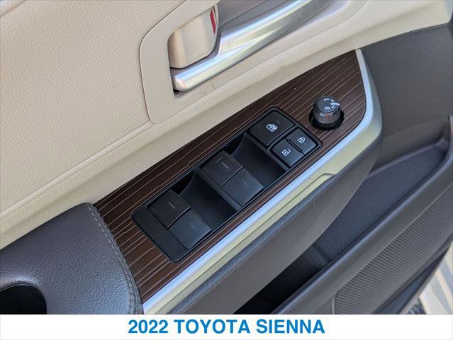 Used 2022 Toyota Sienna XLE image 13