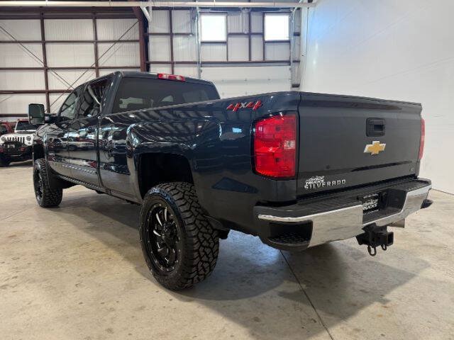 Used 2019 Chevrolet Silverado 3500 LT w/ LT Convenience Package AWD/4WD image 11