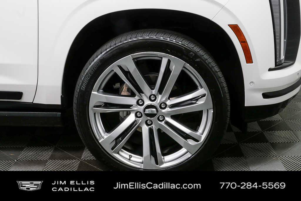 Certified 2025 Cadillac Escalade ESV Sport Platinum AWD/4WD image 43