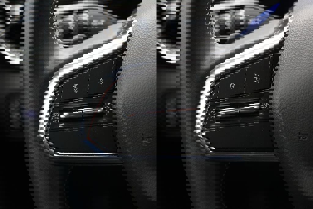 Used 2024 Chevrolet Blazer EV LT image 19