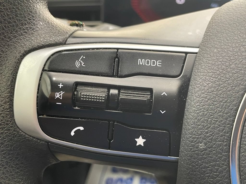 Used 2025 Kia K5 LXS FWD image 26
