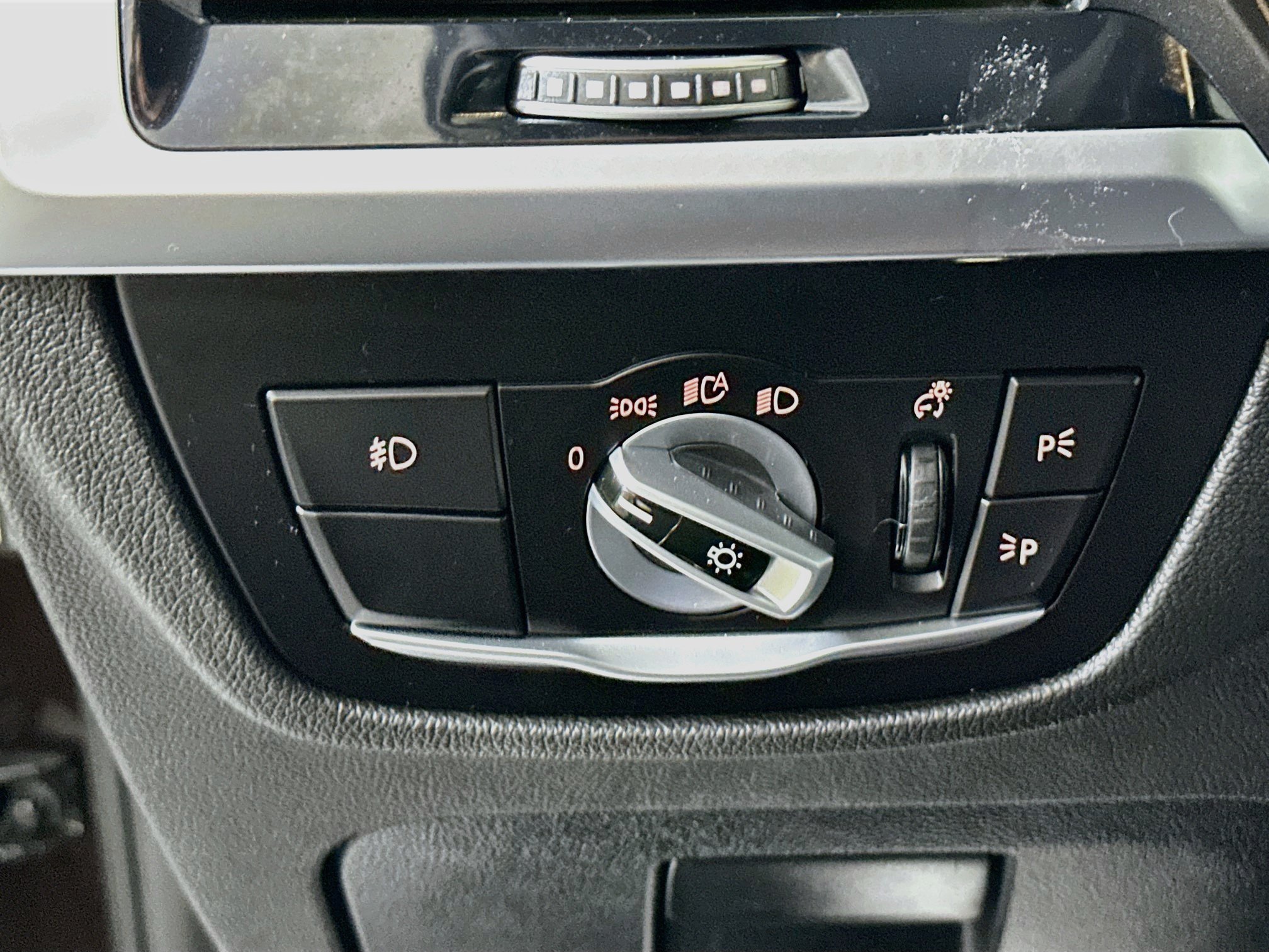 Used 2020 BMW X3 sDrive30i w/ Premium Package RWD image 16