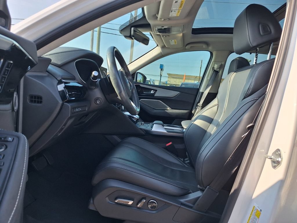 Certified 2024 Acura MDX FWD w/ Technology Package image 9