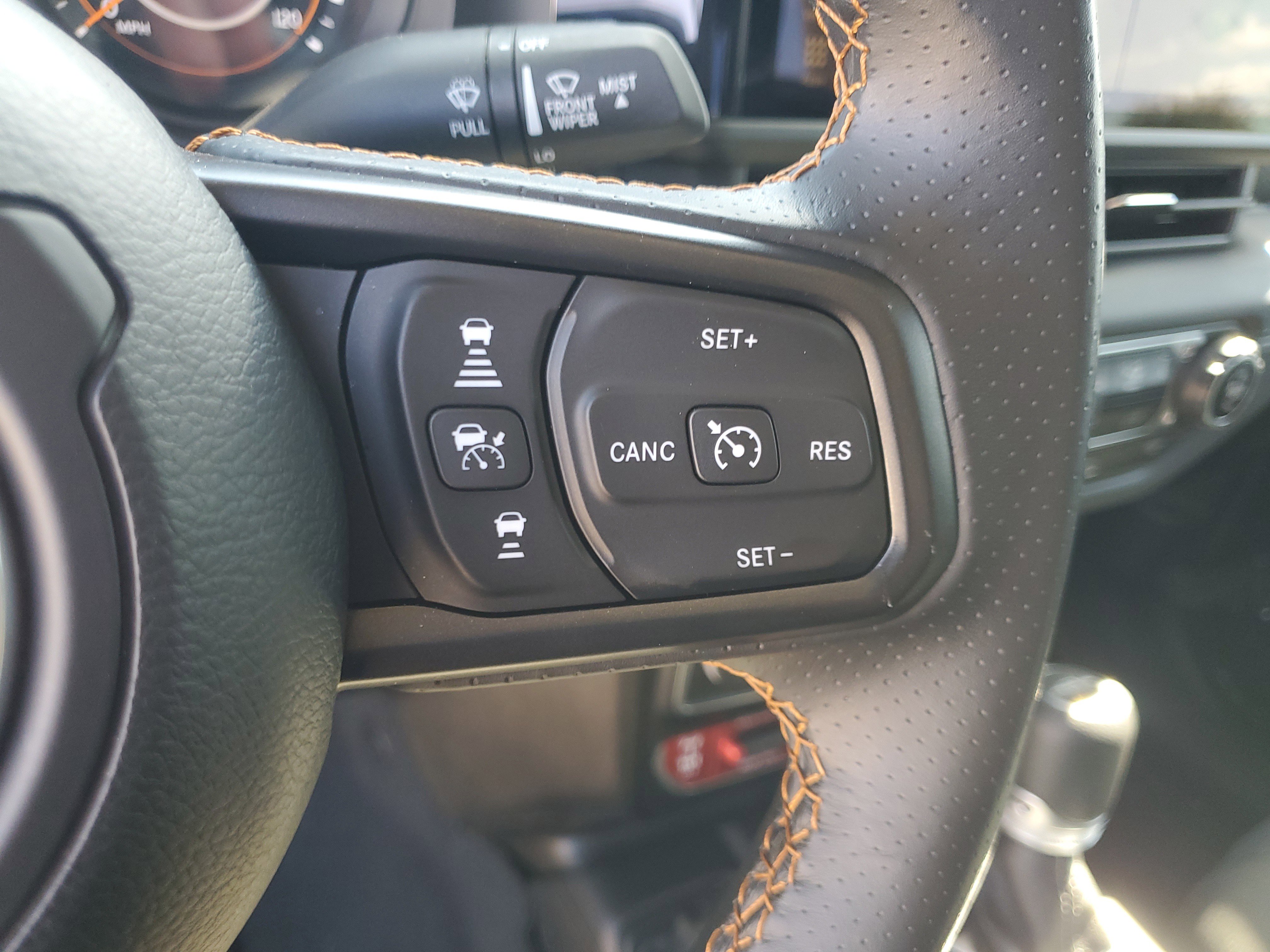 Used 2024 Jeep Gladiator Mojave image 19