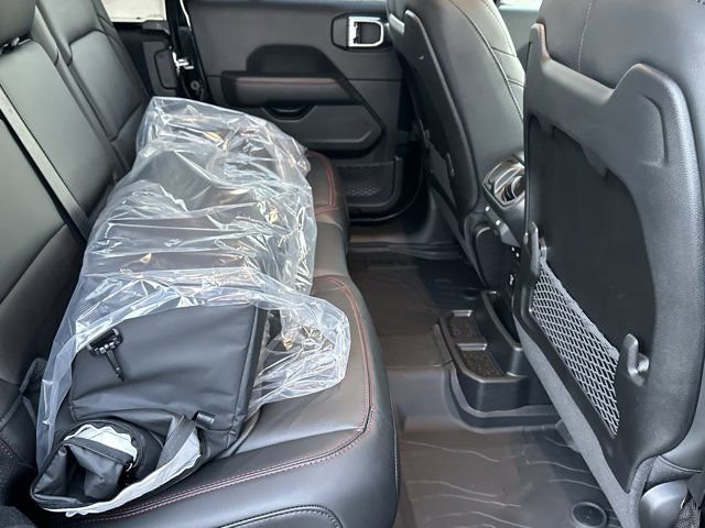 New 2026 Jeep Wrangler Unlimited Rubicon image 15