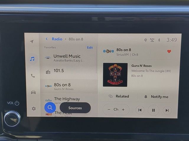 Used 2023 Toyota Highlander XLE image 22