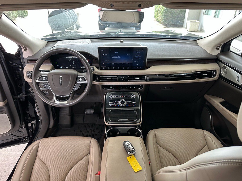 Used 2022 Lincoln Nautilus Reserve w/ Equipment Group 202A AWD/4WD image 34