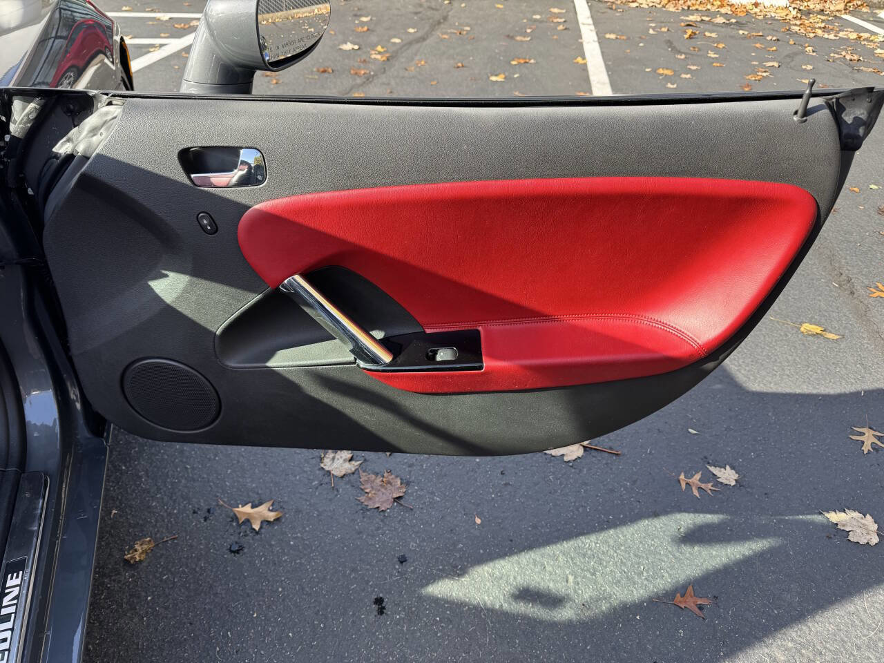 Used 2008 Saturn Sky Red Line image 12