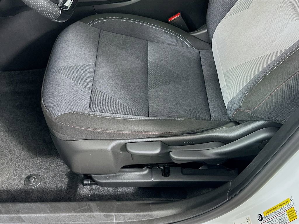 Used 2024 Chevrolet Trax RS image 19