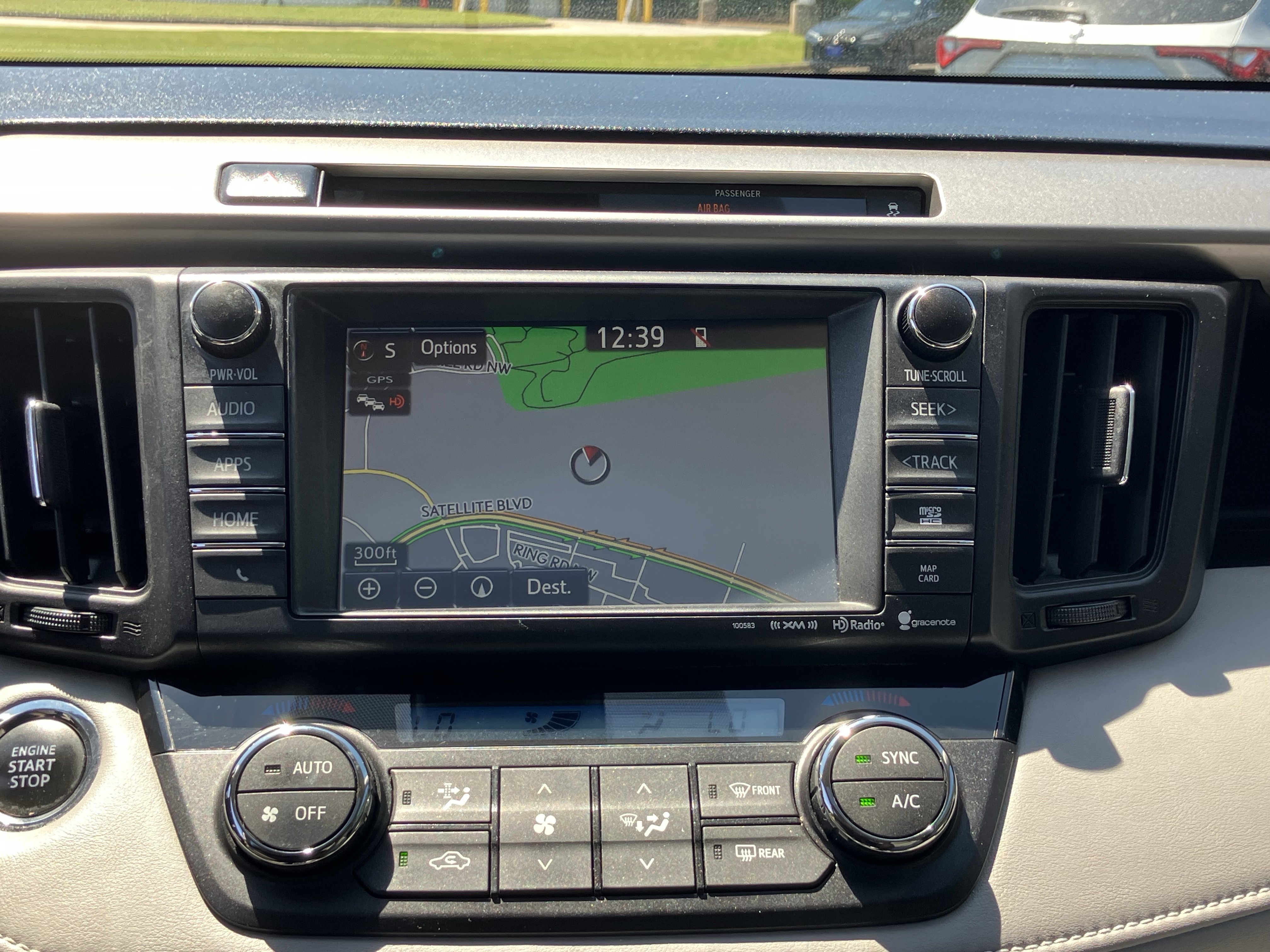 Used 2016 Toyota RAV4 Limited FWD image 26