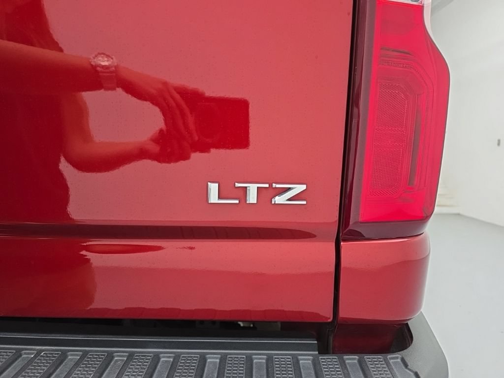 Used 2021 Chevrolet Silverado 3500 LTZ w/ LTZ Premium Package AWD/4WD image 70